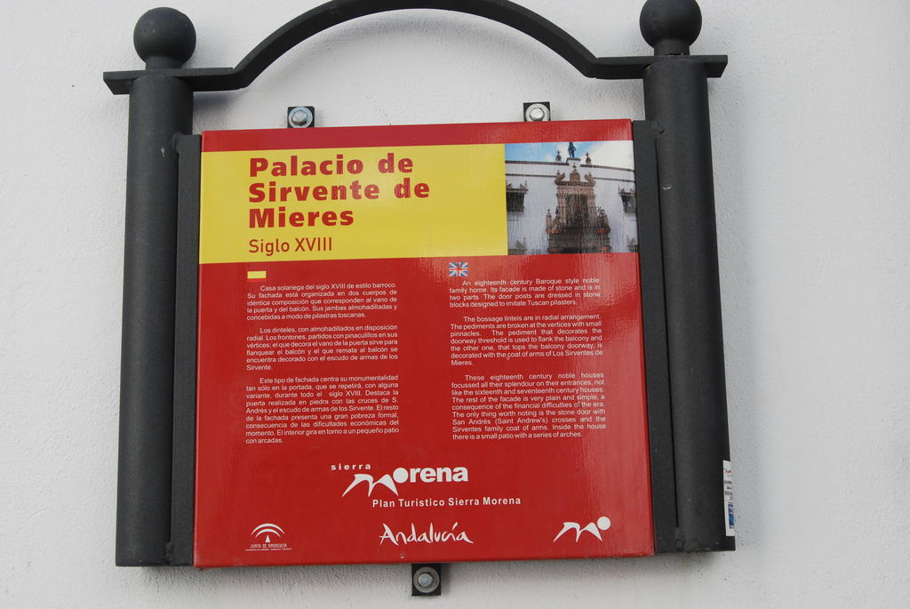 Palacio Sirvente Mieres - Parking Gratuito Andujar Luaran gambar