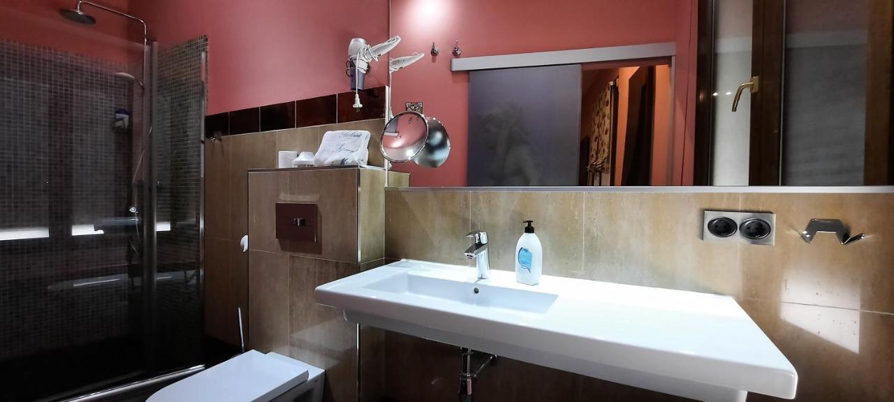 Palacio Sirvente Mieres - Parking Gratuito Andujar Luaran gambar