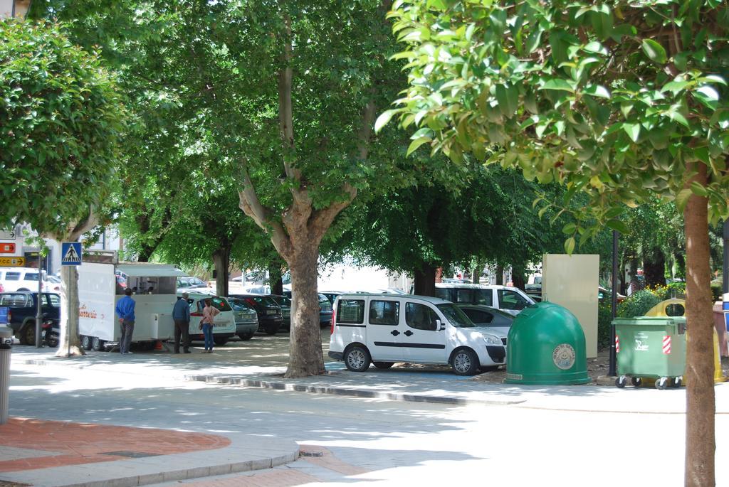 Palacio Sirvente Mieres - Parking Gratuito Andujar Luaran gambar